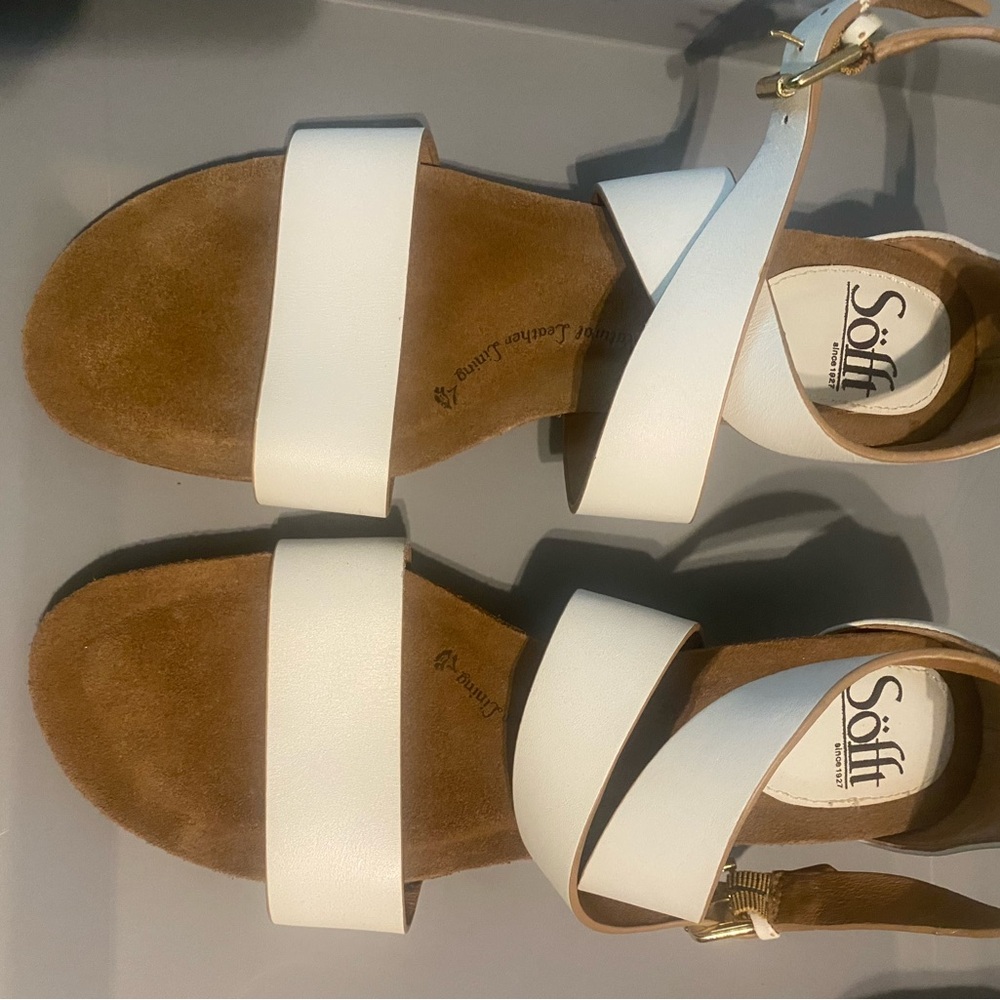 Sofft White and Tan Sandals